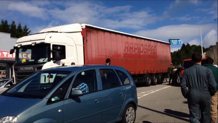 Barrage filtrant des agriculteurs dans les Ardennes