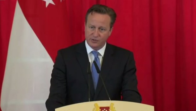 Cameron regrette une situation «très préoccupante» avec les migrants à Calais