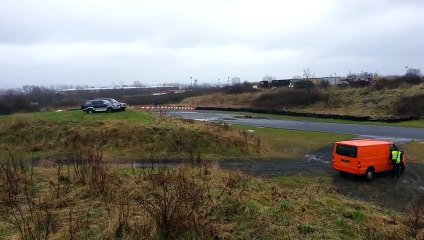 Safe driving on ice and snow