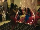 Pakistani Girls private Mujra in Shadi
