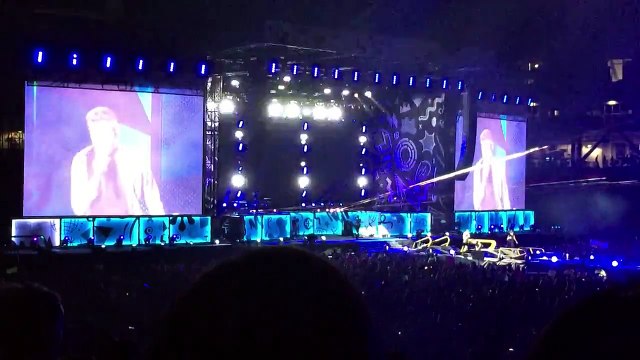 One Direction = Little White Lies = #Winnipeg Investors Group Field - On The Road Again Tour 2015