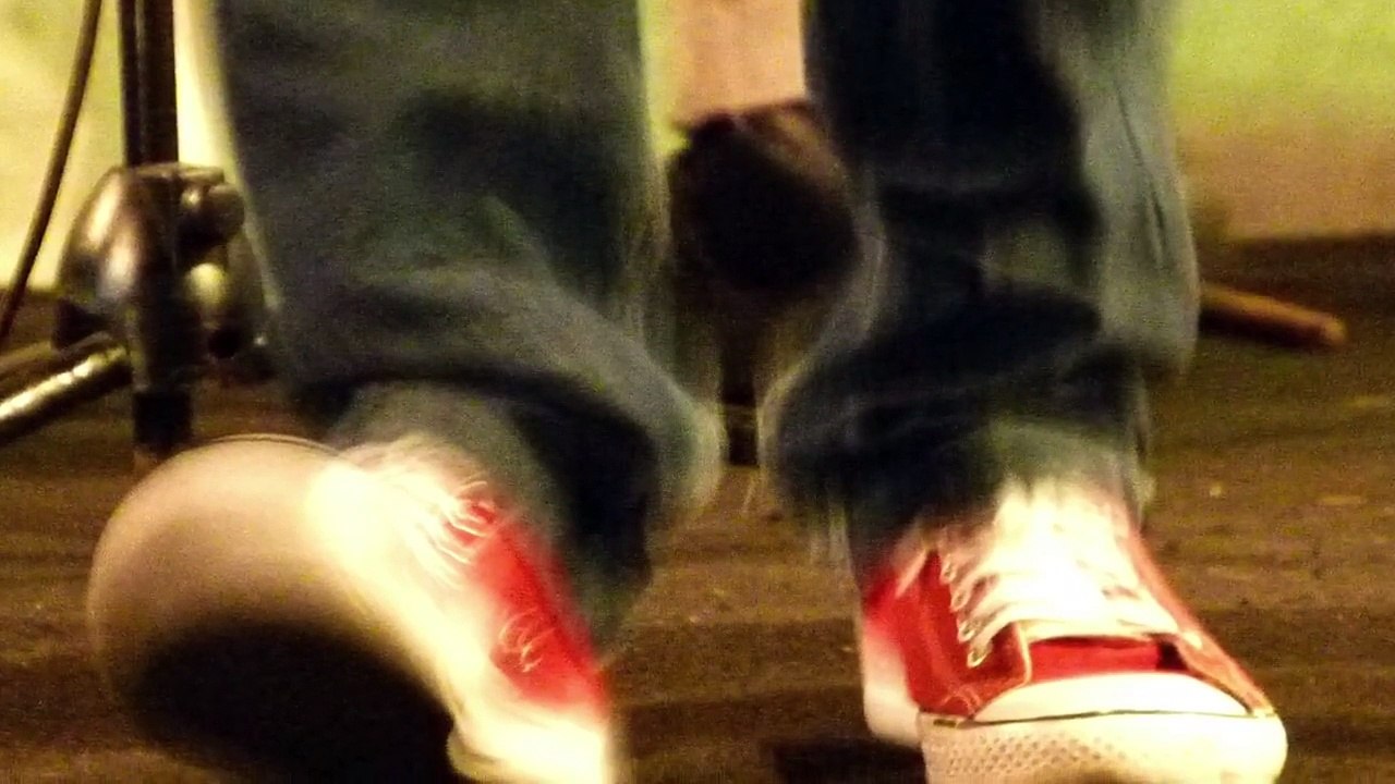 Afro-Peruvian Music and Dance: Zapateo, Cajon y Festejo