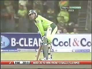 ABDUL RAZAQ STANDING AND DELIVERING