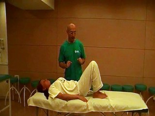 CIM Formación - Movilizaciones articulares analíticas simples de la columna lumbar en decúbito