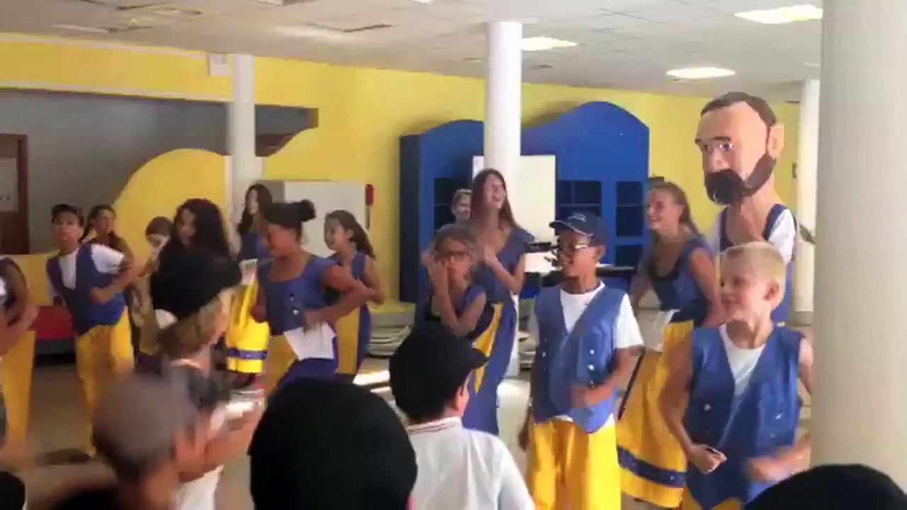 Cinq cents enfants à la fête avec Cannes Jeunesse