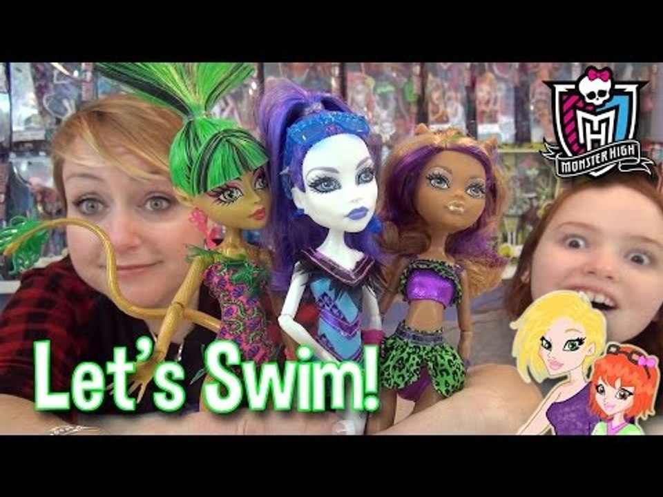 Monster High Swim Class Jinafire Long, Clawdeen Wolf and Spectra Vondergeist Dolls Review