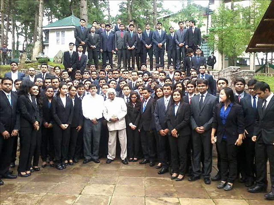 APJ Abdul Kalam Falling Down During His Last lecture Speech at IIM Shillong