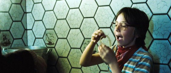 Al otro lado del muro - Tráiler Español HD [1080p]