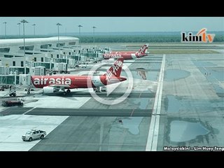 CEO AirAsia beri amaran, KLIA2 mula tenggelam
