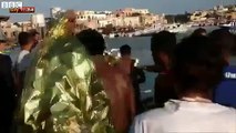 Italy sinking  Search resumes for missing migrants