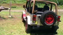 Jurassic Park Jeep Adventures ( Gallimimus Stampede )