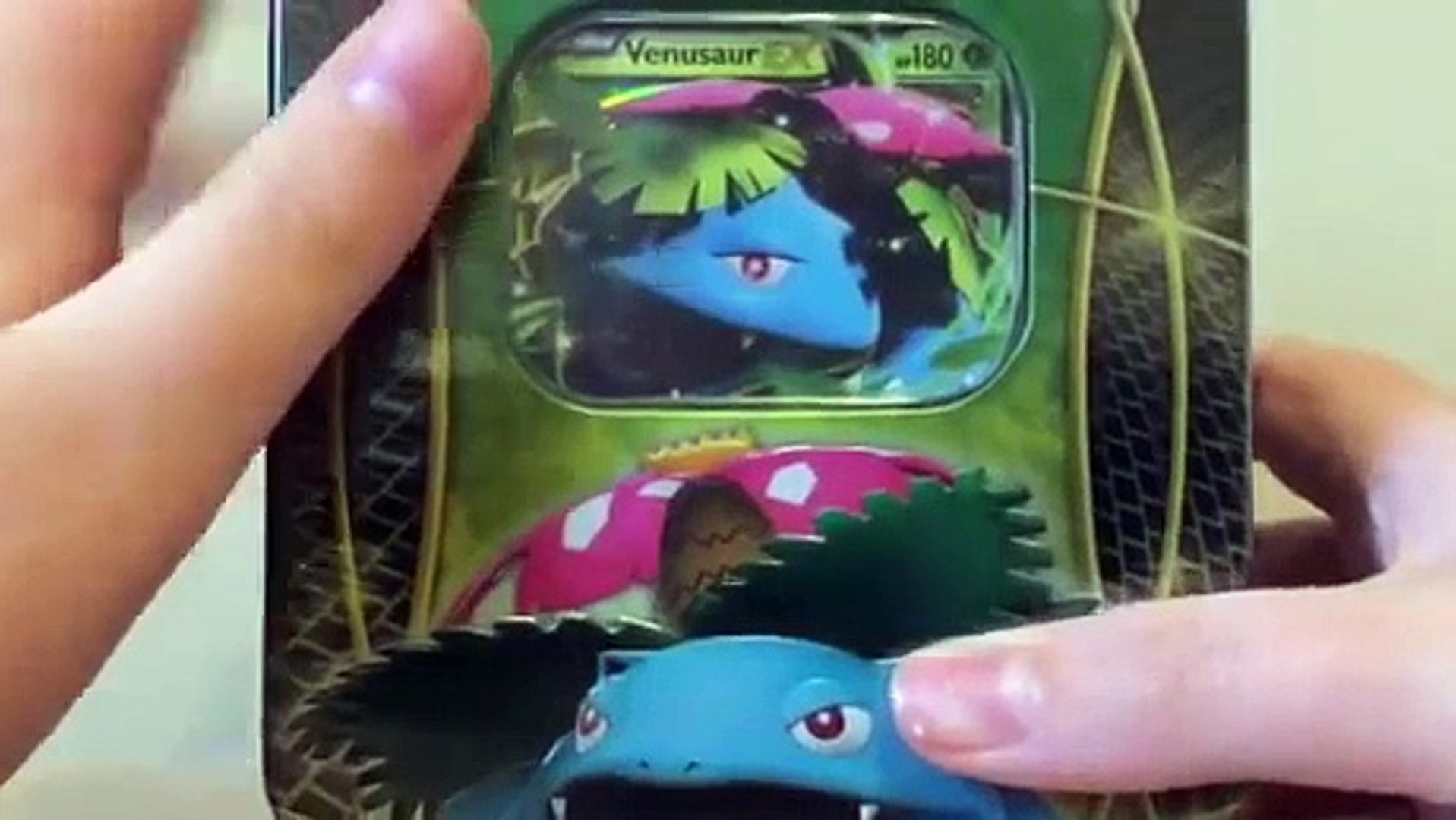 Opening A Pokemon Tcg Venusaur Ex Tin Awesome Pull