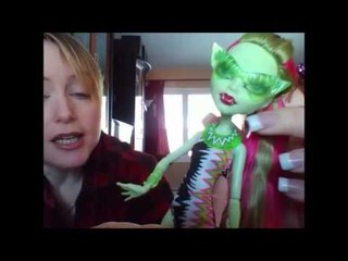 Monster High Swimsuit Venus McFlytrap Review
