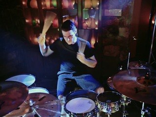 December In Red feat. Jahred from (hed)PE) - Hadouken