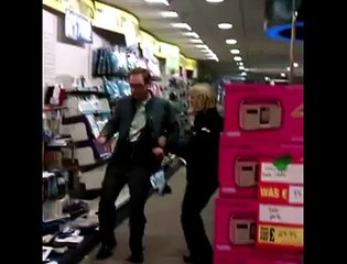 kev & sue dancing in the aisles at Comet