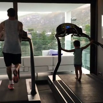 Lionel Messi: así entrena junto a su hijo Thiago (VIDEO)