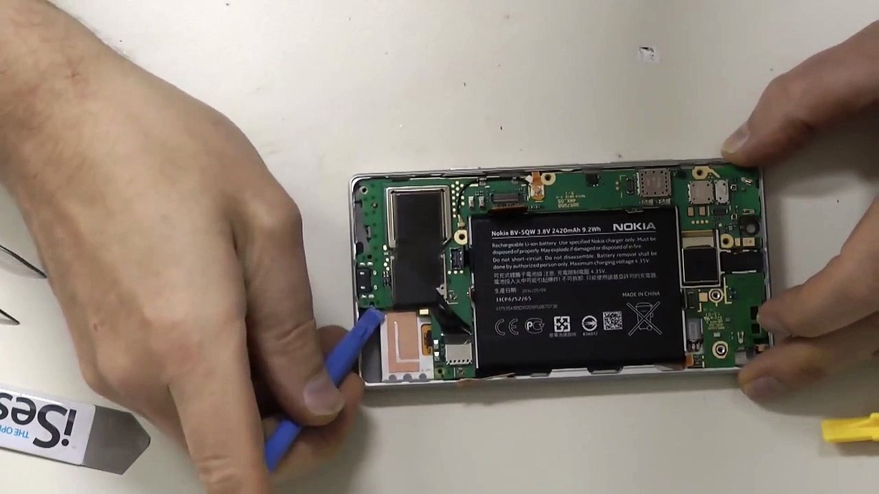 Nokia Lumia 930 Repair guide