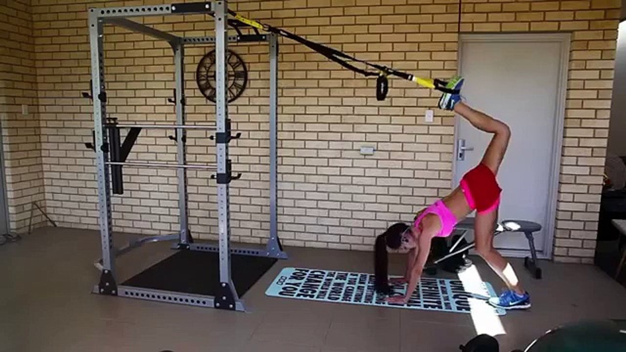 trx handstand