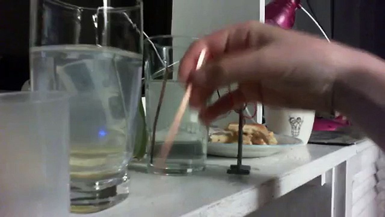 Generating Electricity from Salt Water