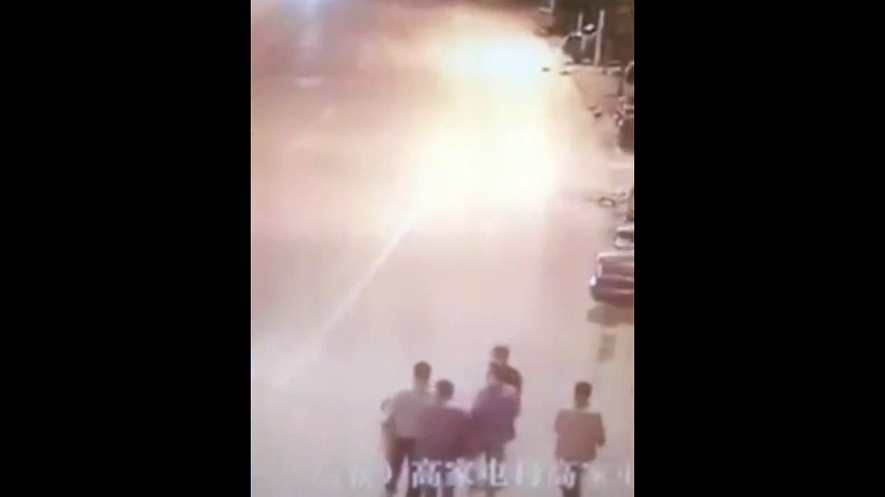Driver gets beaten after hitting four people to ground