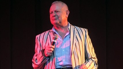 Певец Владимир Михайлов