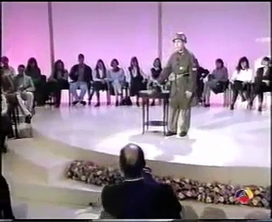 Humor de Gila. Oiga, es el enemigo?