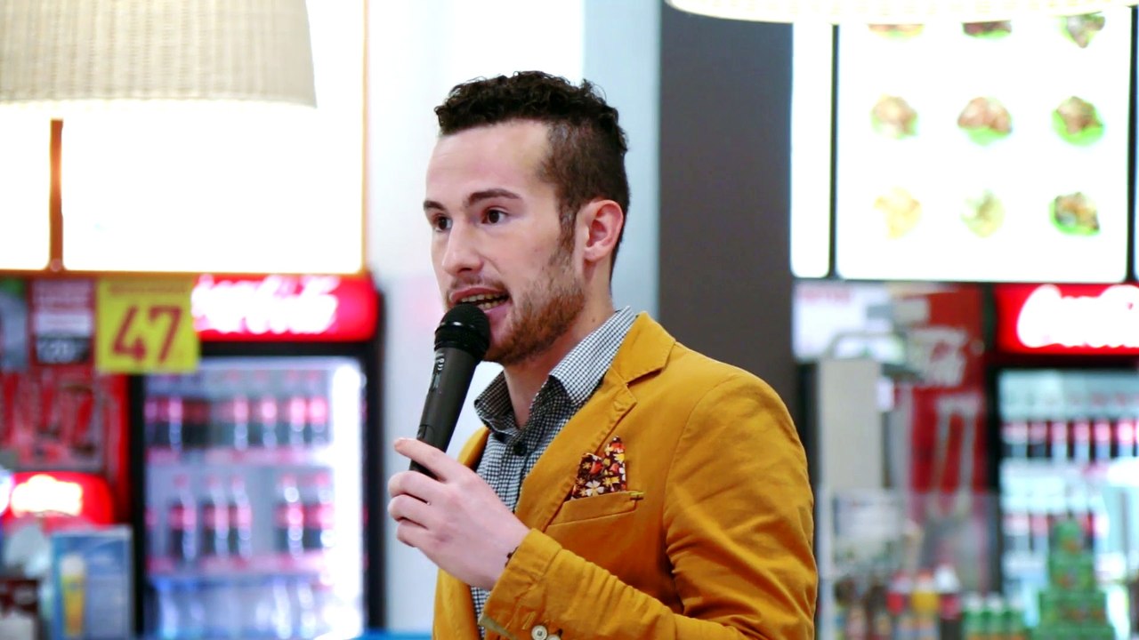 Выступление Сергея Бродского в Торговом Центре «Муравей» на проспекте Ленина