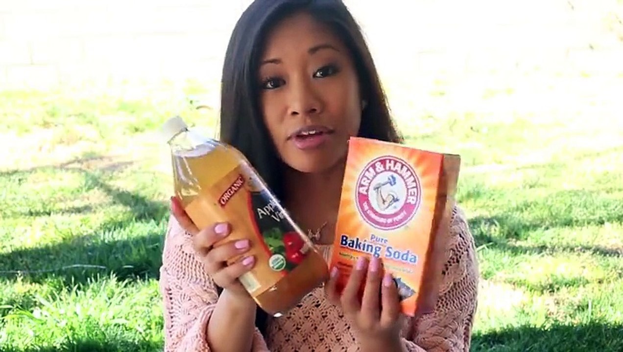 10 Beauty Tricks Using Baking Soda