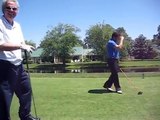 ANGRY GOLFER THROWS CLUB(HiLARIOUS)