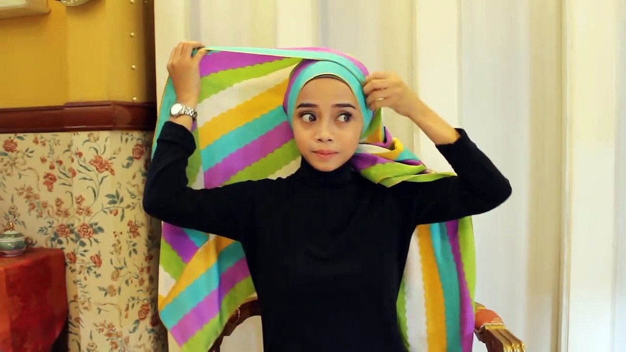 tutorial shawl terkini ala Elfira Loy