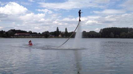 Flyboard à la base de loisirs