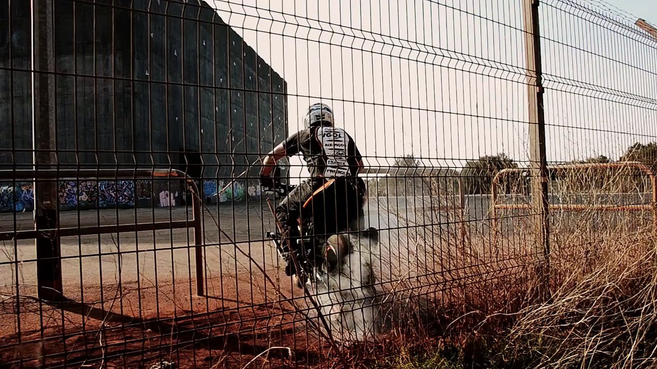 Restricted Area - Drifting Motorcycles Crossing - Switch Riders Gymkhana - YouTube