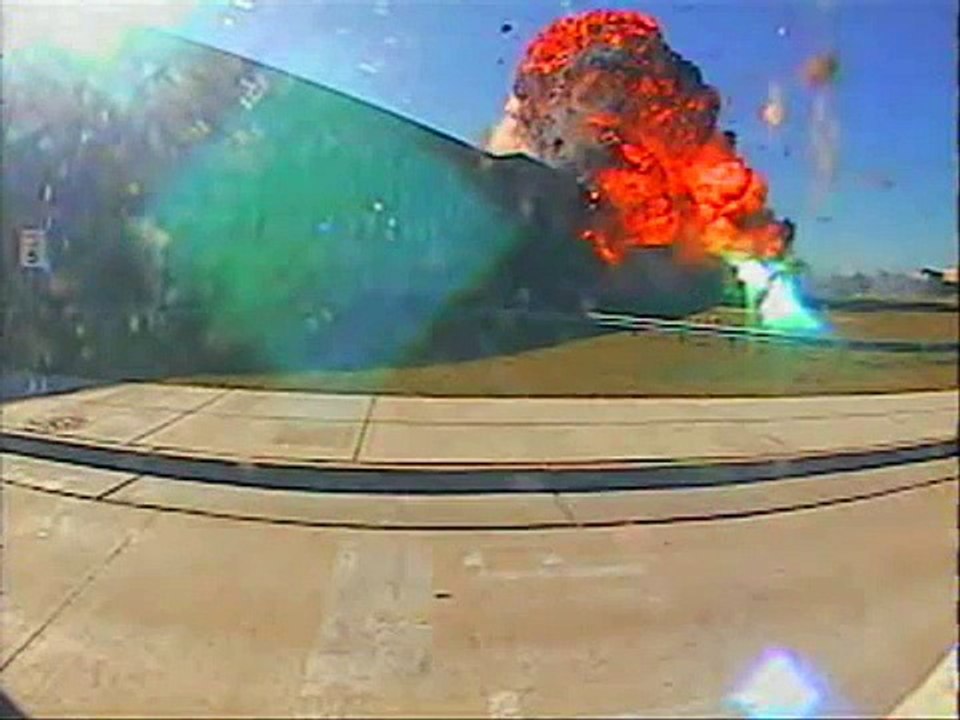 9/11 Pentagon Attack Footage Flight 77 Analysis