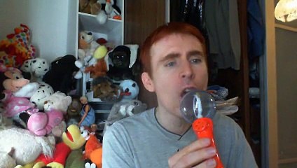 Wiwi égratigne "staring at the sun" d'Anastacia