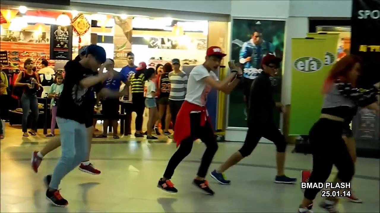 2014 Flashmob by BMAD Plash @ Suria Sabah, KK