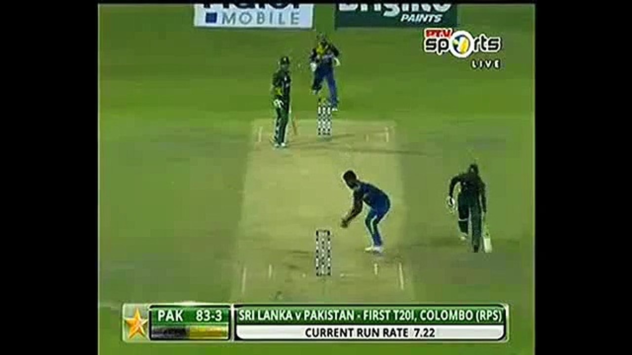 Sania Mirza Reaction on Shoaib Maliks Survival from Run Out......MUST WATCH