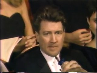 Oliver Stone Wins Oscar 1987 / Elizabeth Taylor Presents