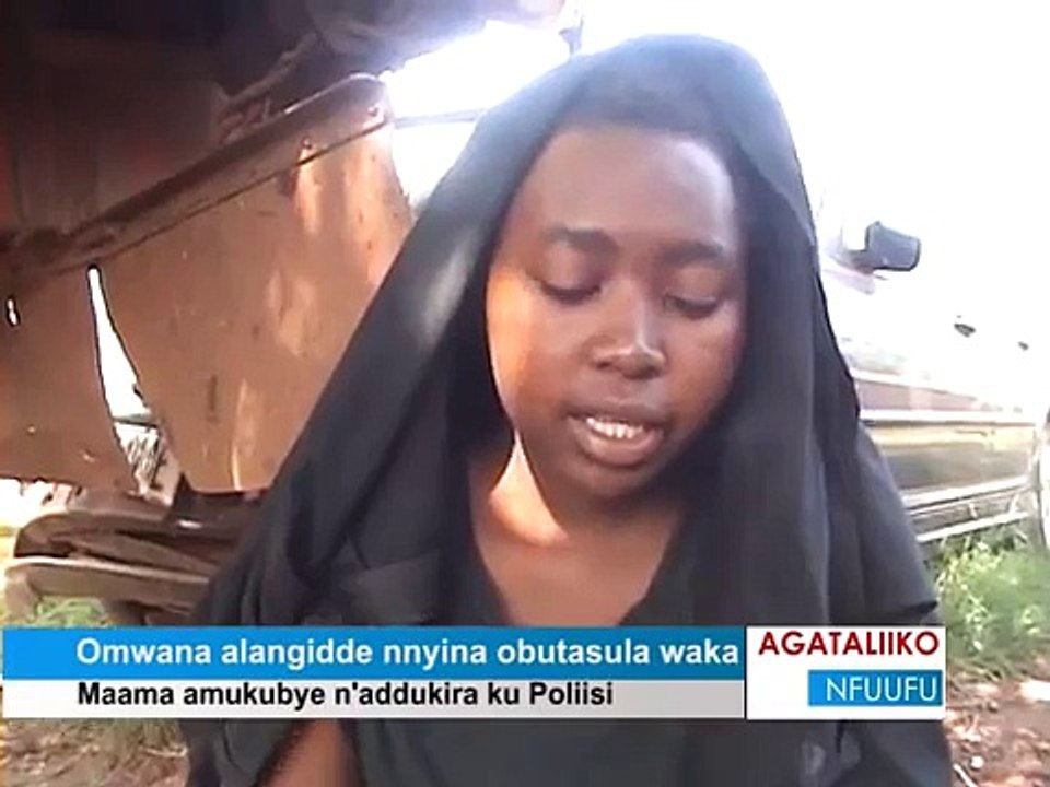 Omwana alangidde nnyina obutasula waka