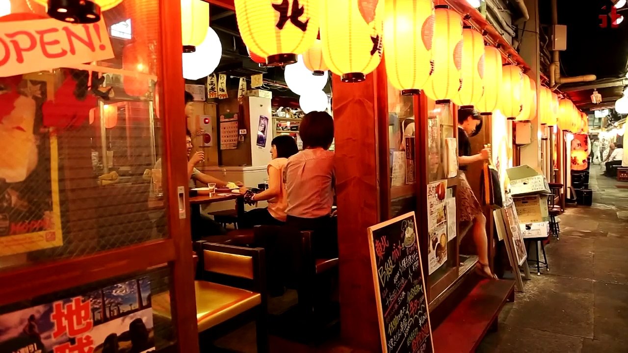 Tokyo in HD - Yurakucho's Gado-shita