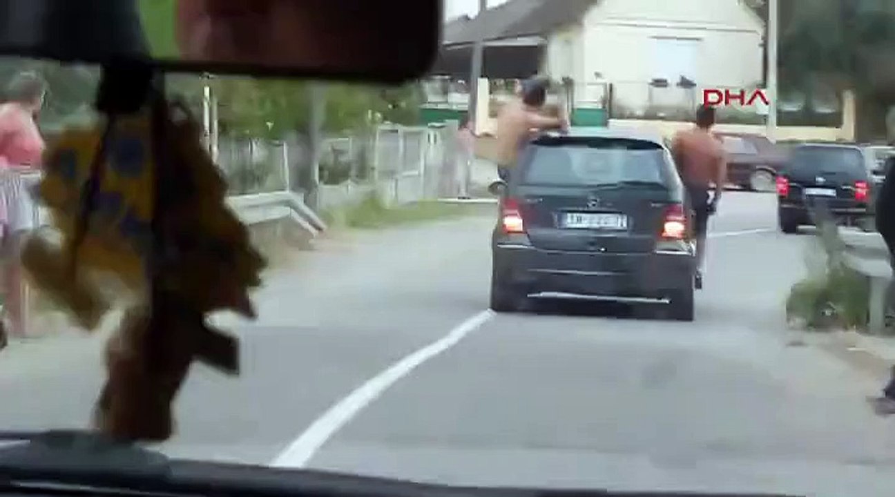 Düğün konvoyundaki ihmal kazası kamerada