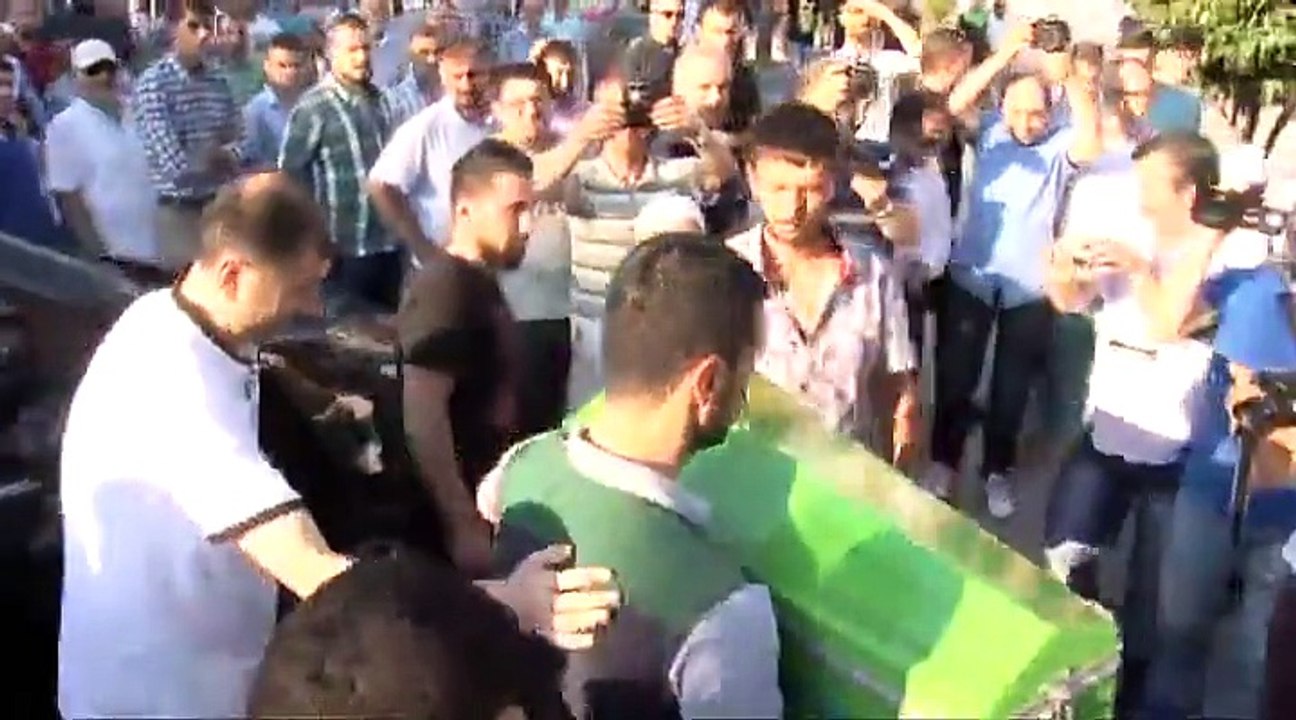 Kenan Sofuoğlu gözyaşlarına boğuldu
