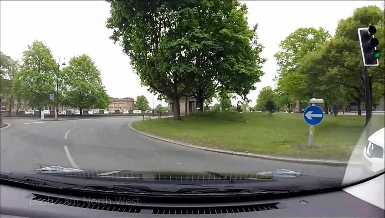 UK driving clips dozy pedestrian / Royal Mail lorry