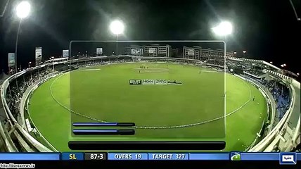 Fight Between Ahmed Shehzad And Dilshan