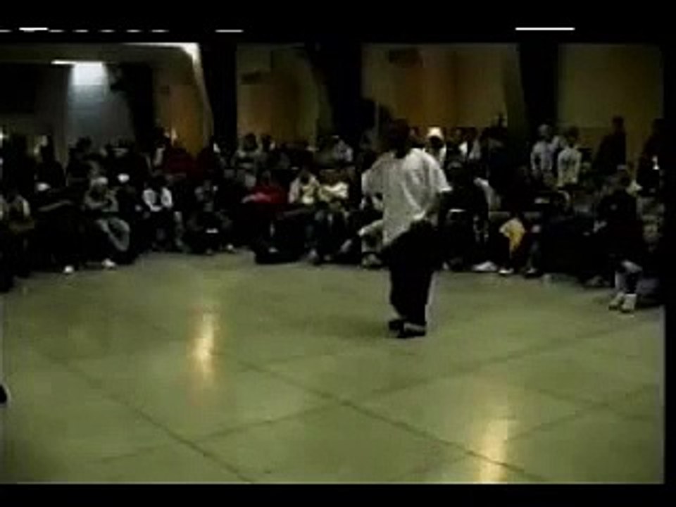 SALAH DANCE