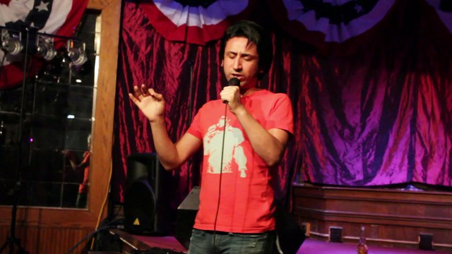 Sean Spiteri sings 'Hurt' Elvis Week 2014
