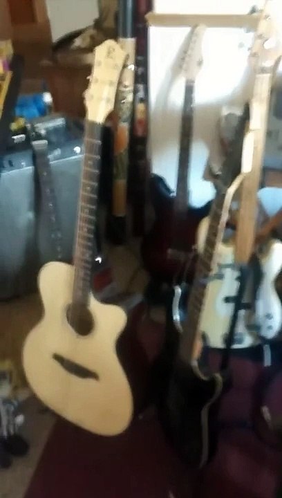 How to pick up and move a guitar