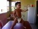Petit bébé qui dance - Baby Dancing music / Waka Waka - Shakira