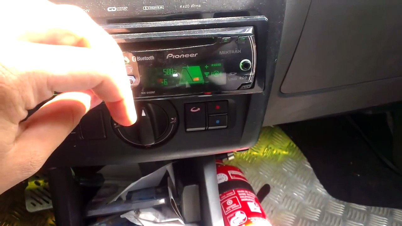 seat Ibiza 6k2 (III) custom 1 DIN radio - how to link