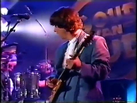 The Hollies - Bus Stop / The Air That I Breathe - Live !!!