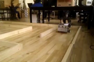 DTU Mobile Robot demonstrating Map based localization in a maze using Kinect